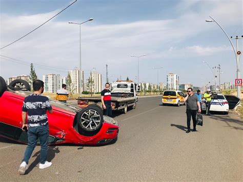 D­i­y­a­r­b­a­k­ı­r­­d­a­ ­T­r­a­f­i­k­ ­K­a­z­a­s­ı­